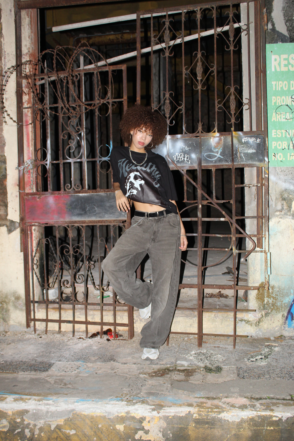 THE ¨PAID N FULL¨ TEE - BLACK